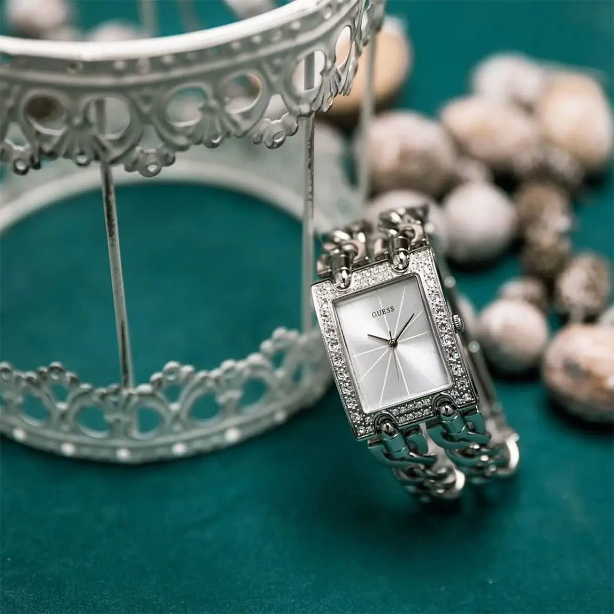 GUESS W1121L1 for women - Image 5