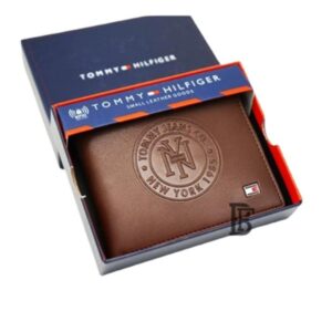 Tommy Hilfiger Men Leather Global Coin Wallet  Brown