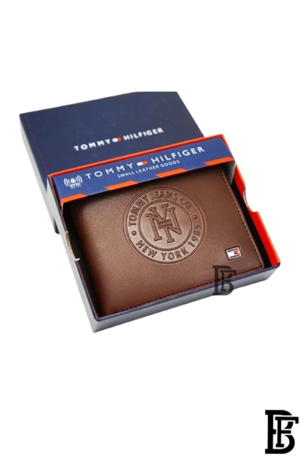 Tommy Hilfiger Men Leather Global Coin Wallet Brown