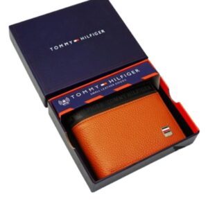 Tommy Hilfiger Men Leather Global Coin Wallet  Brown