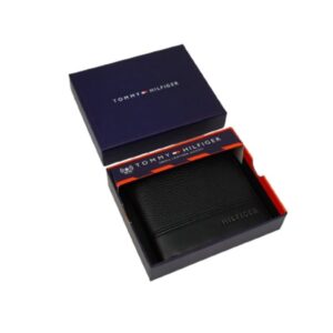 Tommy Hilfiger Wallet is a one to face solid style covered in light/black leather