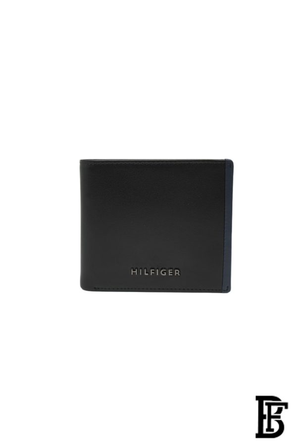 Tommy Hilfiger Wallet is a one to face solid style covered in light/black leather - Image 2