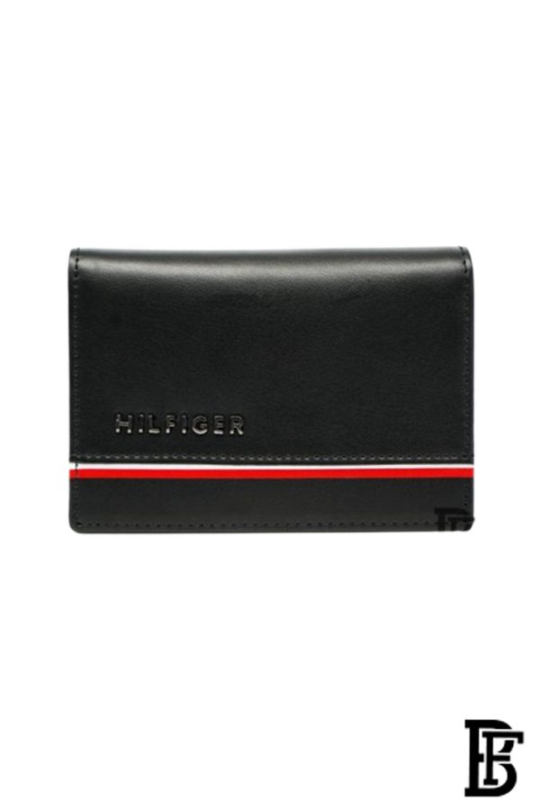 Tommy Hilfiger wallet is a one to face solid style covered in light/black leather - Image 2