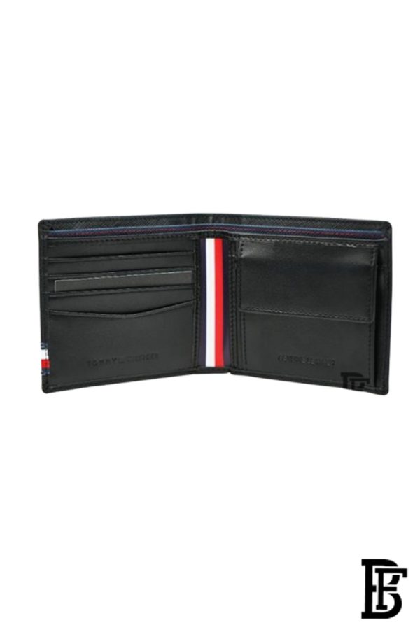 Tommy Hilfiger Wallet is a one to face solid style covered in light/black leather - Image 4